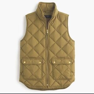 J. Crew Excursion Quilted Down Vest Olive Green XS Cabincore Outdoors Preppy